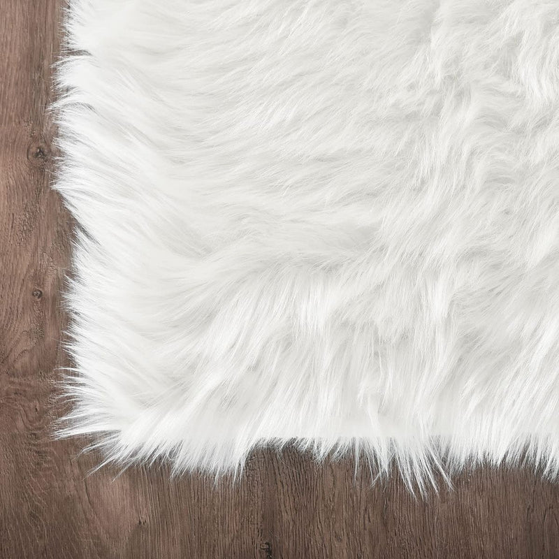 Faux Sheepskin Super Soft, Center Piece ( Rectangle ) ( 4 X 6 FEET )