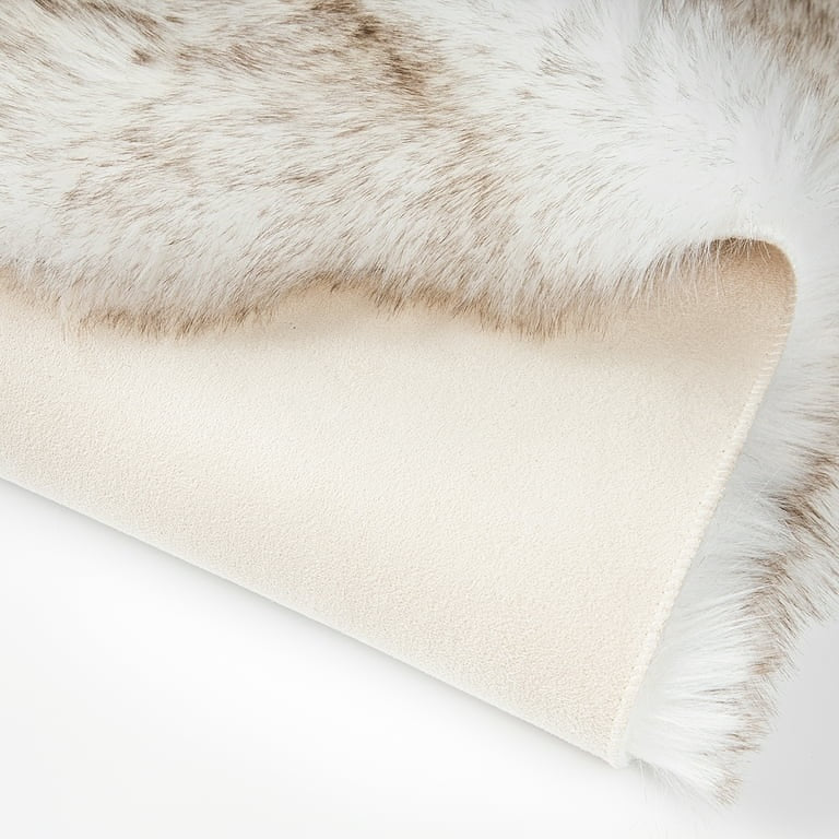 Faux Sheepskin Super Soft, Center Piece ( Rectangle ) ( 4 x 6 Feet )