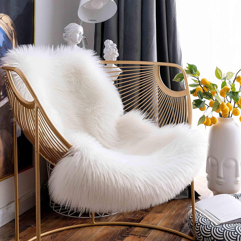 Faux Sheepskin Super Soft, Center Piece ( Shape ) ( 2 x 3 Feet )