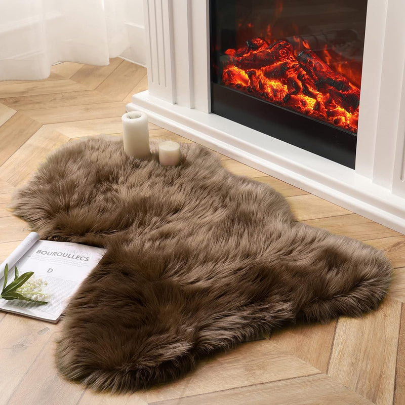 Faux Sheepskin Super Soft, Center Piece ( Shape ) ( 2 x 3 Feet )